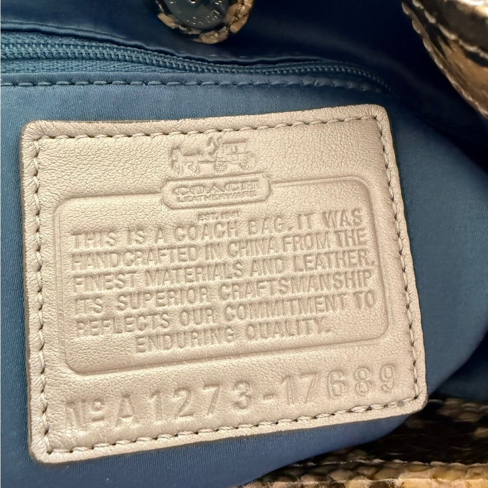 ‼️SOLD‼️Vintage Coach Madison Maggie Silver OpArt Signature Hobo Shoulder Bag - Picture 16 of 16
